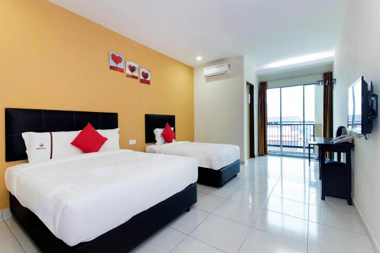 Central Hotel Bahau Bagian luar foto