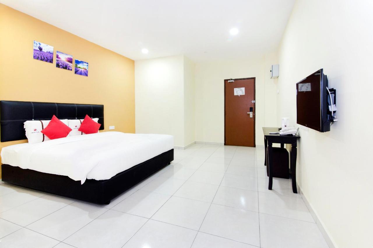 Central Hotel Bahau Bagian luar foto