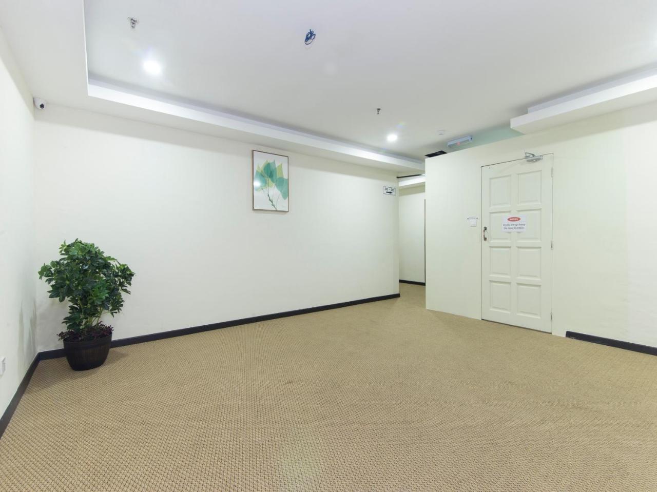 Central Hotel Bahau Bagian luar foto